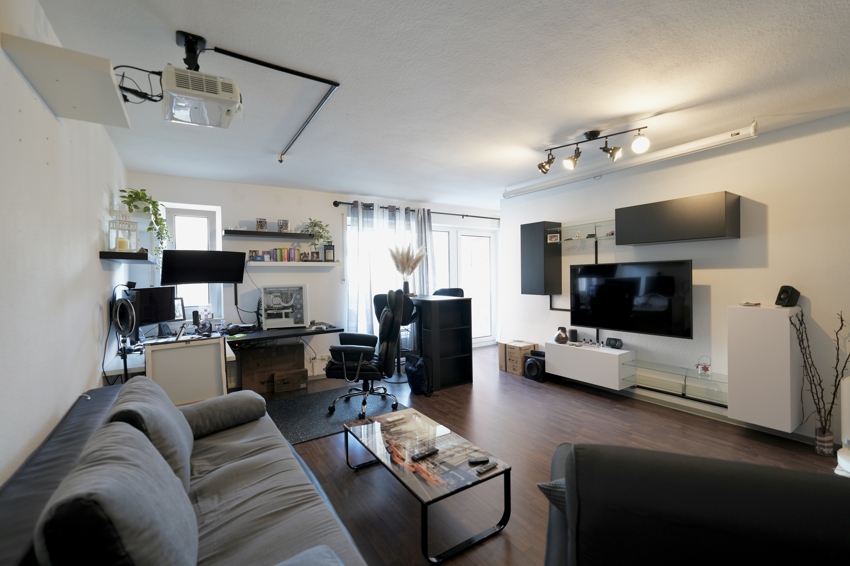 Krefeld-Linn: Hübsches Apartment mit verglastem Balkon - Foto 1