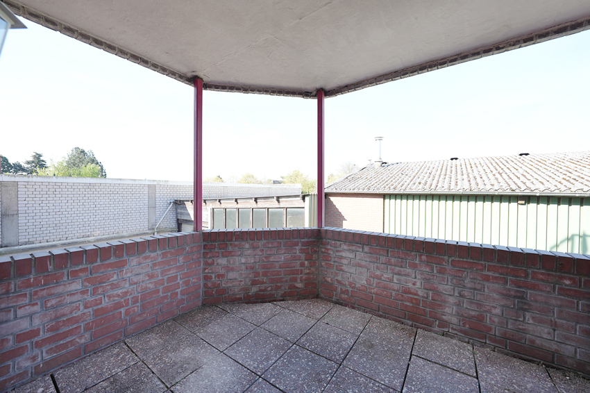 Krefeld-Fischeln/Gewerbegebiet: Moderne, frisch sanierte 3 Zimmerwohnung mit Dachterrasse - Foto 5