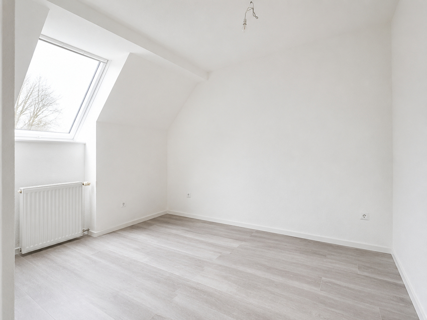 Hübsche 2,5 Zimmer-Dachgeschosswohnung im Herzen von Krefeld-Königshof - Photo 3